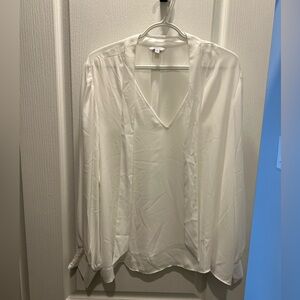 Reitmans White V-Neck Long-Sleeve Women's Blouse